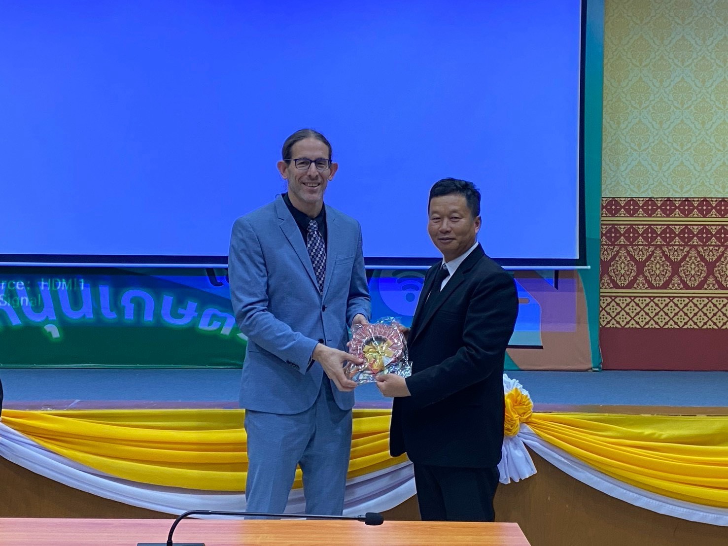 title - ส.ป.ก.  ต้อนรับหารือแลกเปลี่ยนแนวทางการวิจัยและหารือความร่วมมือระหว่างสำนักงานการปฏิรูปที่ดินเพื่อเกษตรกรรม จุฬาลงกรณ์มหาวิทยาลัย MIT และธนาคารกรุงเทพ